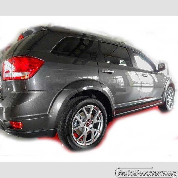 Stootlijsten set zwart Fiat Freemont 09.2011-