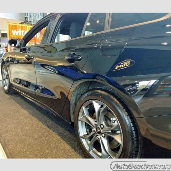 Stootlijsten set zwart Ford Focus Wagon 09.2018- - Afbeelding 3
