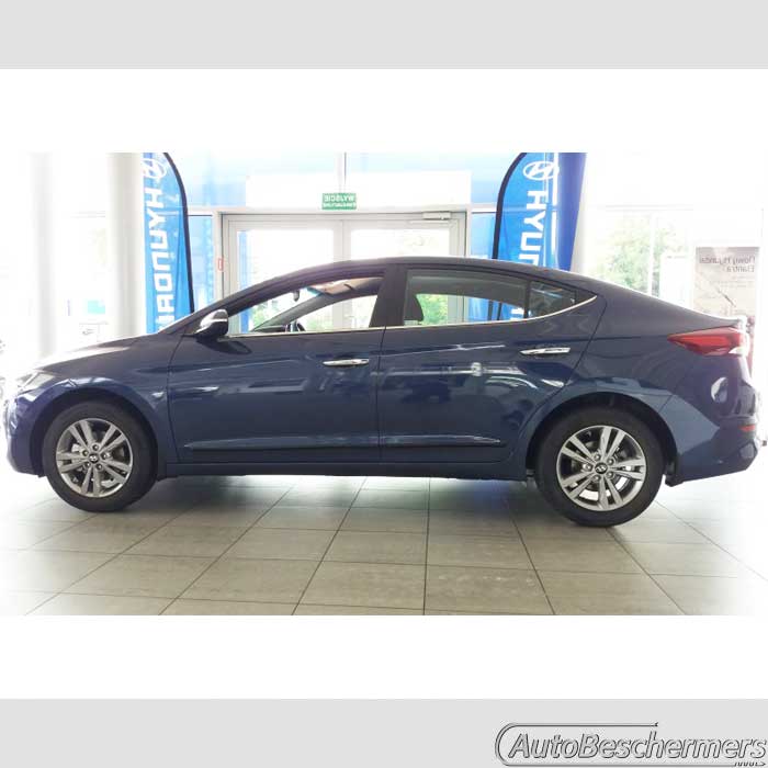 Stootlijsten set zwart Hyundai Elantra 2017-