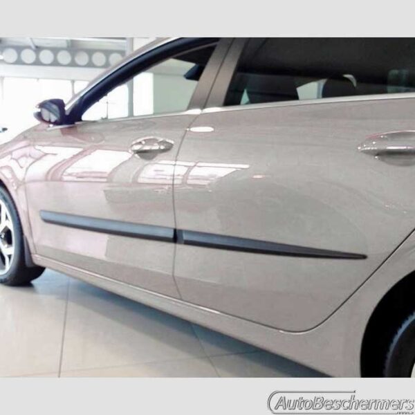 Stootlijsten set zwart Kia Ceed Wagon 09.2018- - Afbeelding 2