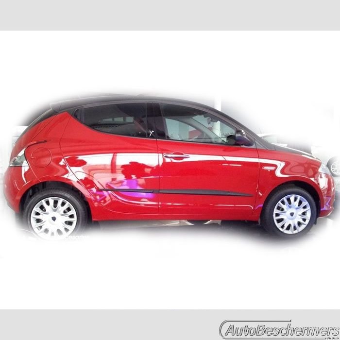 Stootlijsten set zwart Lancia Ypsilon 2012-