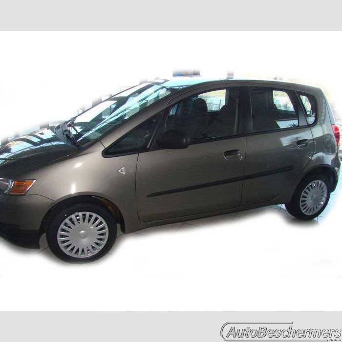 Stootlijsten set zwart Mitsubishi Colt 5-deurs 10.2008-2011