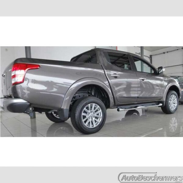 Stootlijsten set zwart Mitsubishi L200 2016- - Afbeelding 3