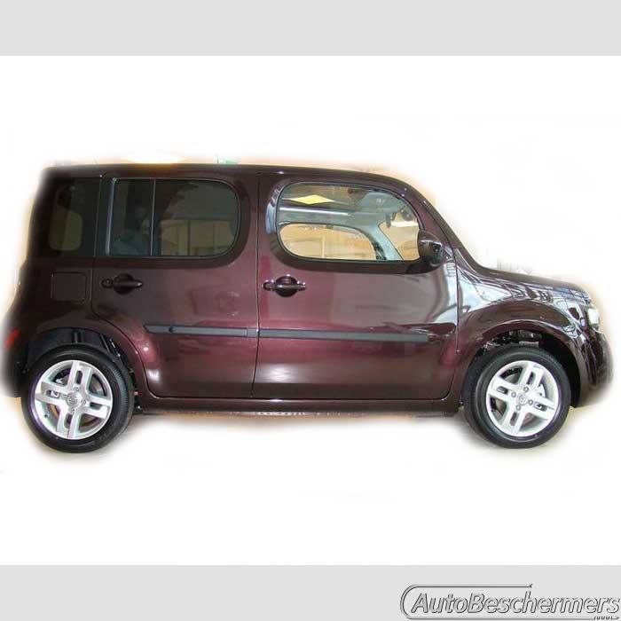 Stootlijsten set zwart Nissan Cube II 2009-2011