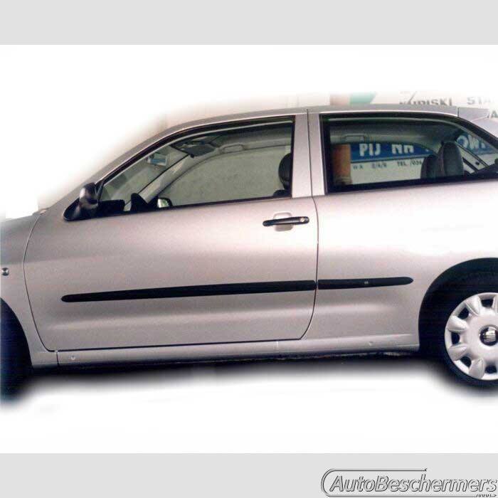 Stootlijsten set zwart Seat Ibiza 3-deurs 1994-05.2002