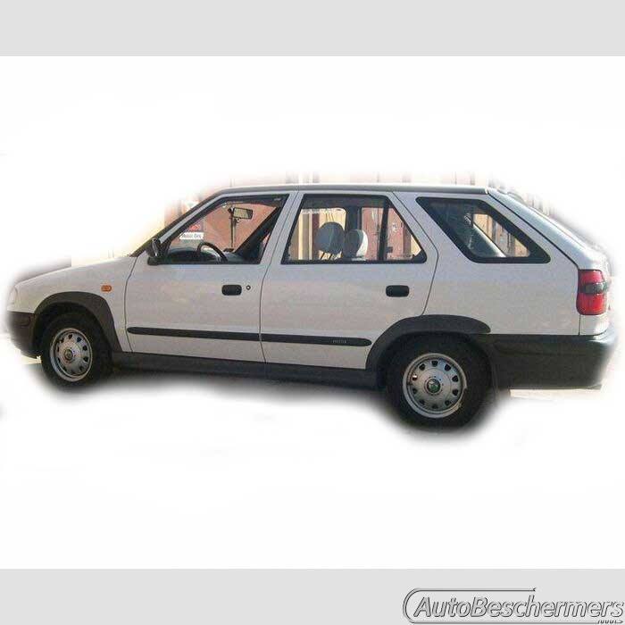 Stootlijsten set zwart Skoda Felicia 1995-12.2000
