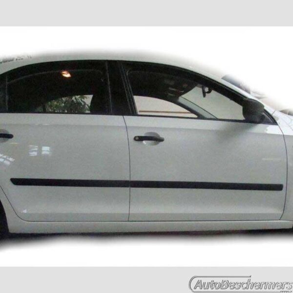 Stootlijsten set zwart Skoda Rapid 11.2012-