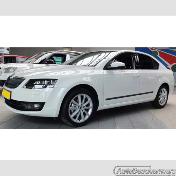 Stootlijsten set zwart Skoda Octavia Sedan 02.2013-02.2017