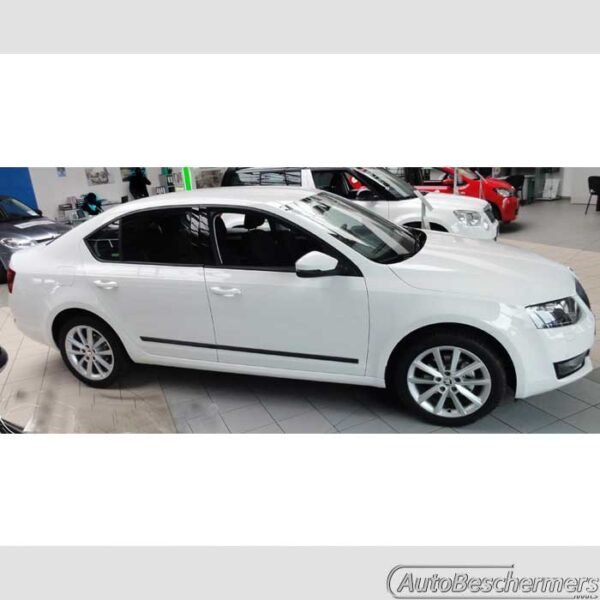 Stootlijsten set zwart Skoda Octavia Sedan 02.2013-02.2017 - Afbeelding 2
