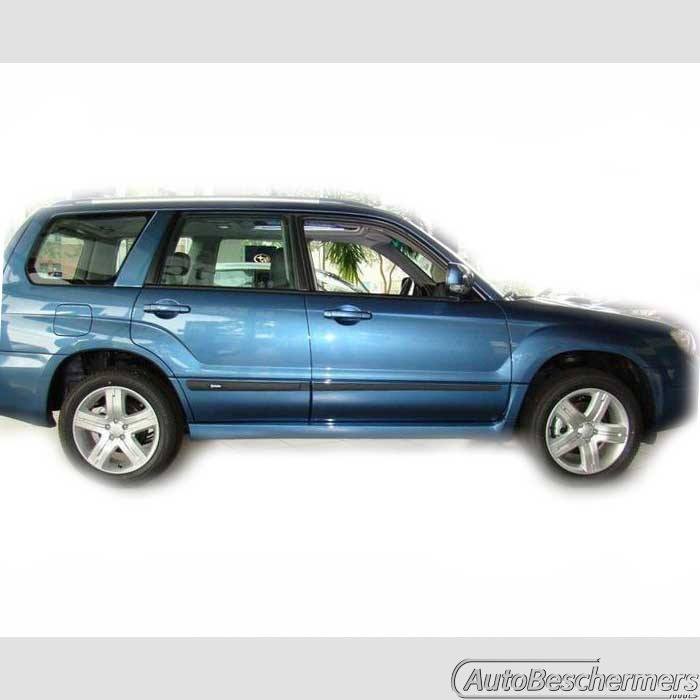 Stootlijsten set zwart Subaru Forester 2002-2008
