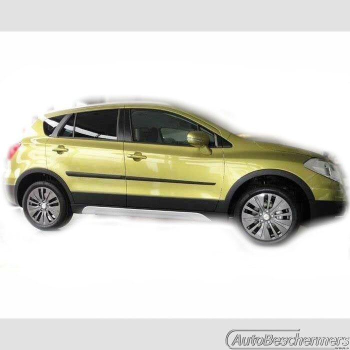 Stootlijsten set zwart Suzuki SX4 S-Cross 10.2013-