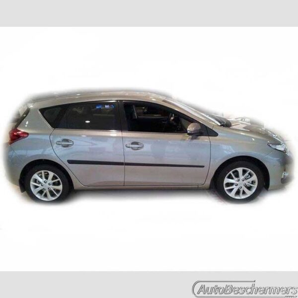 Stootlijsten set zwart Toyota Auris 5-deurs 01.2013-