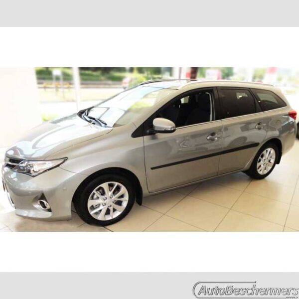 Stootlijsten set zwart Toyota Auris Wagon 07.2013-