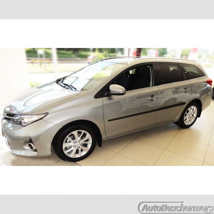 Stootlijsten set zwart Toyota Auris Wagon 07.2013-