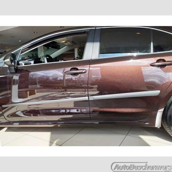 Stootlijsten set zwart Toyota Corolla Sedan 04.2019- - Afbeelding 2