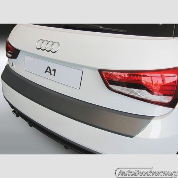 Achterbumperbeschermer zwart Audi A1 en S1 Sportback S-Line 3- en 5-deurs 01.2015-