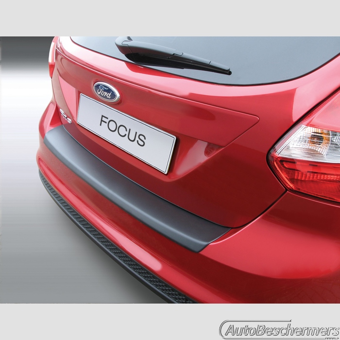 Achterbumperbeschermer zwart Ford Focus en Focus ST 5-deurs 06.2011-07.2014