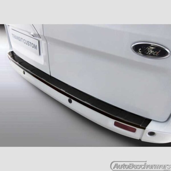 Achterbumperbeschermer zwart met ribbel Ford Transit Custom en Tourneo Custom 2014-
