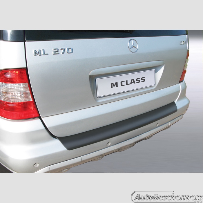 Achterbumperbeschermer zwart Mercedes ML W163 2001-12.2004