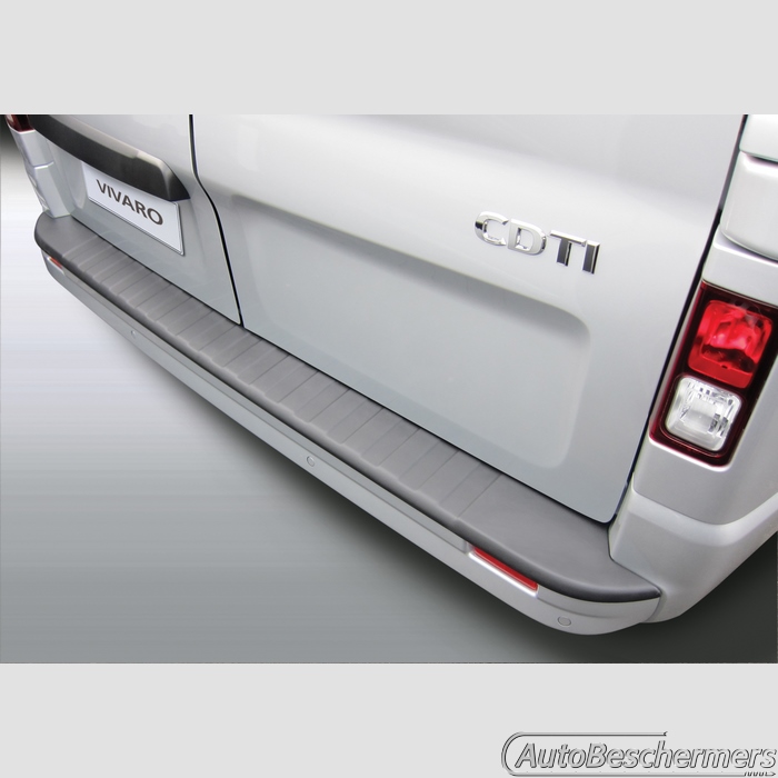 Achterbumperbeschermer zwart met ribbel Opel Vivaro 06.2014-08.2019
