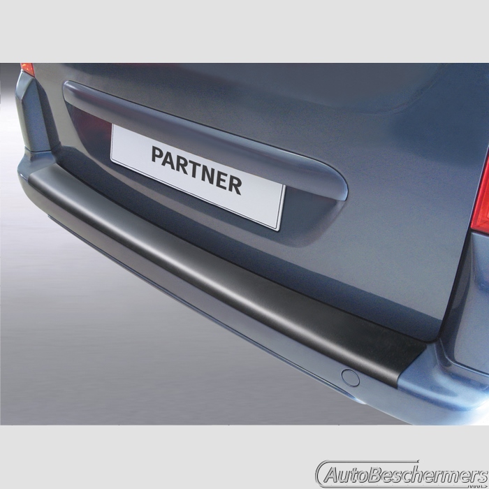 Achterbumperbeschermer zwart Peugeot Partner en Partner Tepee 05.2008-07.2018