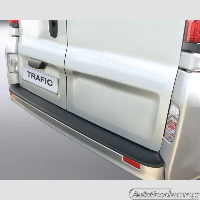 Achterbumperbeschermer zwart Renault Trafic 2006-05.2014