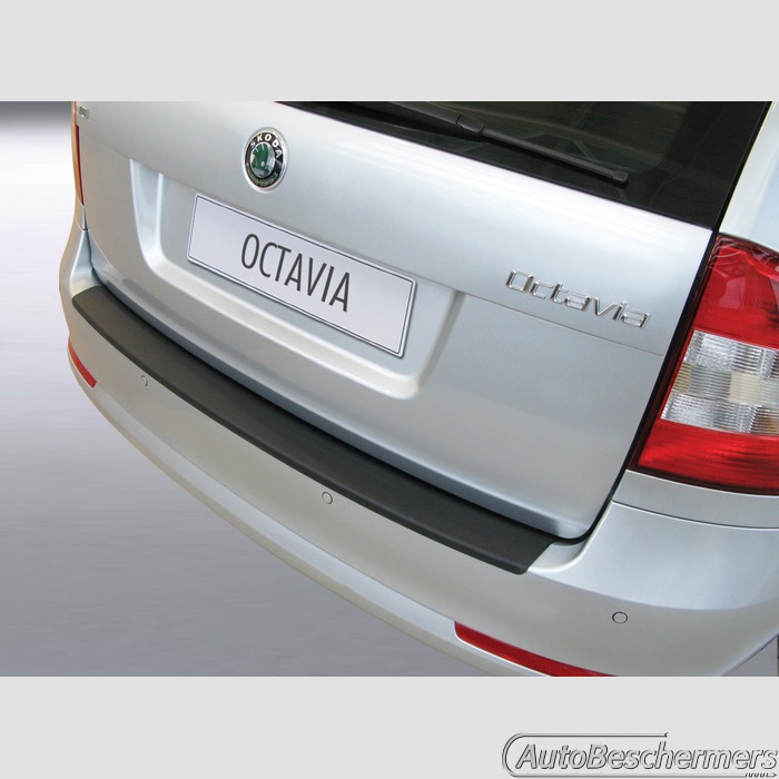 Achterbumperbeschermer zwart Skoda Octavia II Combi 01.2009-05.2013