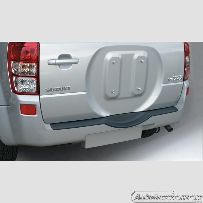 Achterbumperbeschermer zwart Suzuki Grand Vitara 3- en 5-deurs 09.2005-02.2015 met reservewiel
