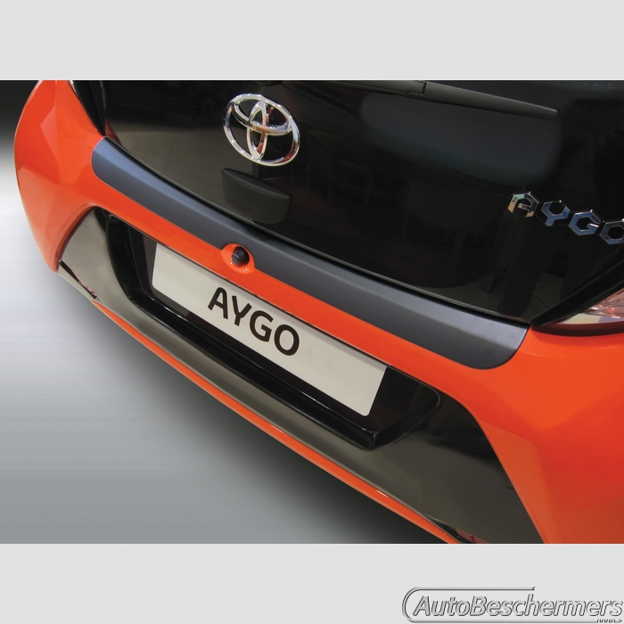 Achterbumperbeschermer zwart Toyota Aygo 3- en 5-deurs 07.2014-