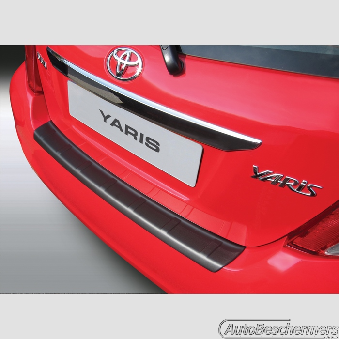 Achterbumperbeschermer zwart met ribbel Toyota Yaris 3- en 5-deurs 09.2011-07.2014