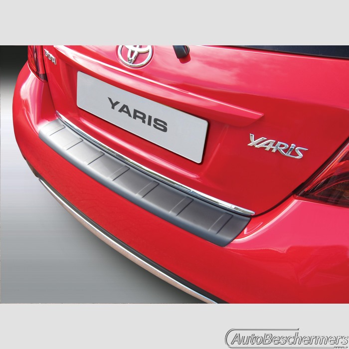 Achterbumperbeschermer zwart met ribbel Toyota Yaris 3- en 5-deurs 08.2014-08.2020